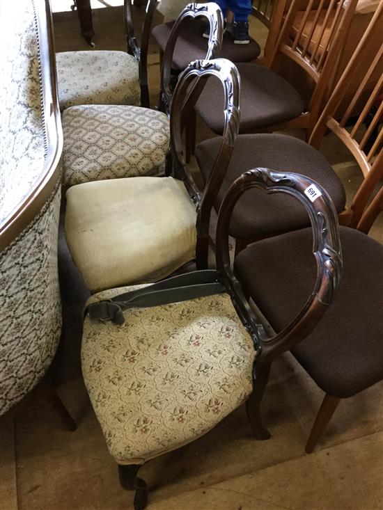 4 mahogany balloon back chairs (1 a/f)